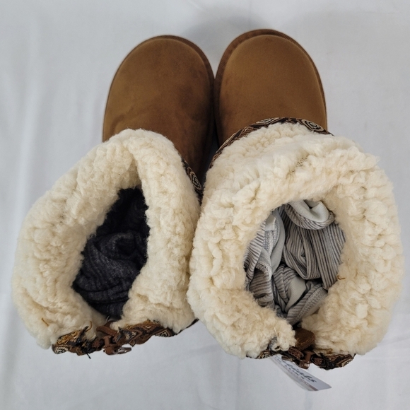 Essentials By Muk Luks Women’s Amelia Boots Chestnut Sz 6 NWT - Picture 5 of 8